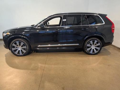 2024 Volvo XC90 B6 Ultimate Bright Theme 7-Seater