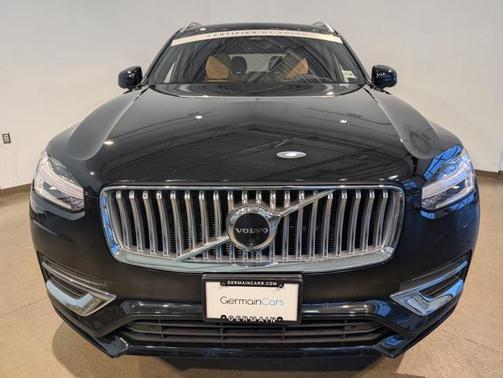 2024 Volvo XC90 B6 Ultimate Bright Theme 7-Seater