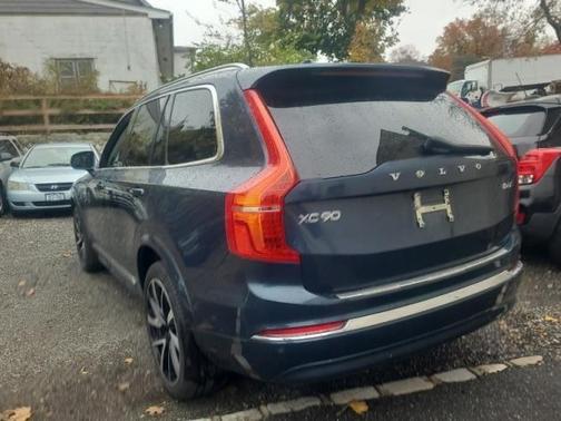 2024 Volvo XC90 B6 Plus Bright Theme 7-Seater
