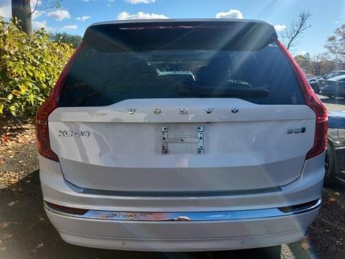 2024 Volvo XC90 B5 Plus Bright Theme