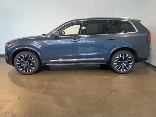 2026 Volvo XC90 Plug-In Hybrid T8 Plus 7-Seater