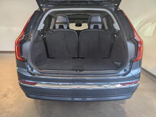 2026 Volvo XC90 Plug-In Hybrid T8 Plus 7-Seater
