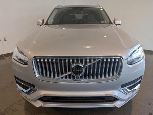 2023 Volvo XC90 B6 Plus 7-Seater