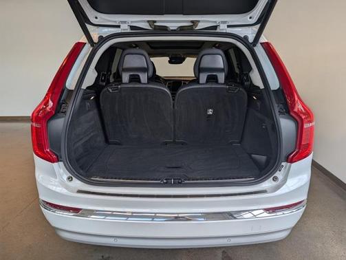 2022 Volvo XC90 Recharge Plug-In Hybrid T8 Inscription Expression 6 Passenger