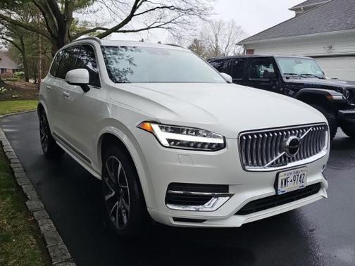 2022 Volvo XC90 Recharge Plug-In Hybrid T8 Inscription Expression 6 Passenger