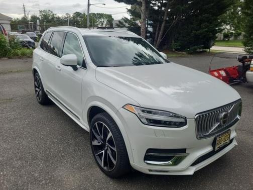 2023 Volvo XC90 B6 Plus 7-Seater