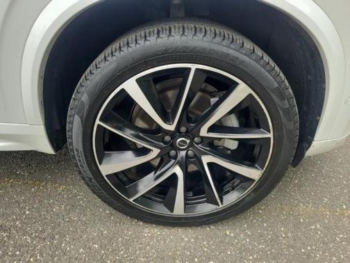 2023 Volvo XC90 B6 Plus 7-Seater