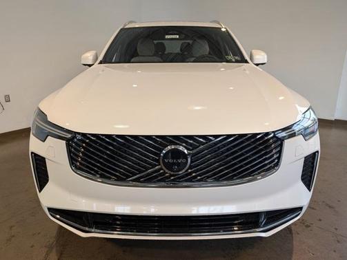 2026 Volvo XC90 Plus, B6 AWD Gas (mild hybrid), Gasoline, Bright, 7 Seats