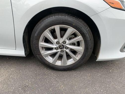 Ice Edge 2024 Toyota Camry LE
