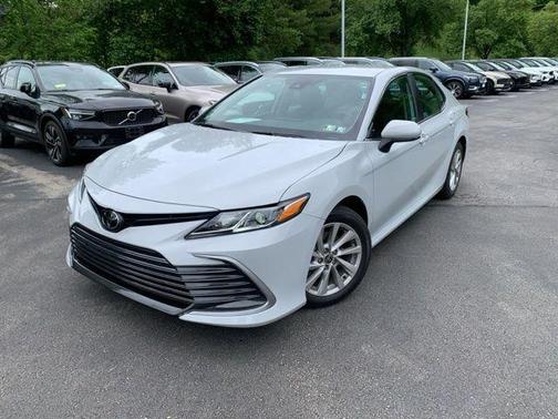 Ice Edge 2024 Toyota Camry LE