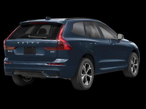2026 Volvo XC60 B5 Ultra Black Edition