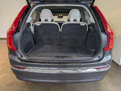 2024 Volvo XC90 B5 Plus Bright Theme