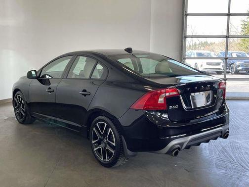 2018 Volvo S60 T5 Dynamic