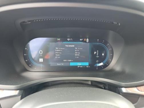 2025 Volvo V60 Cross Country B5 Plus