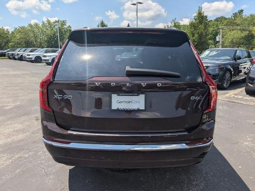 2025 Volvo XC90 B6 Core