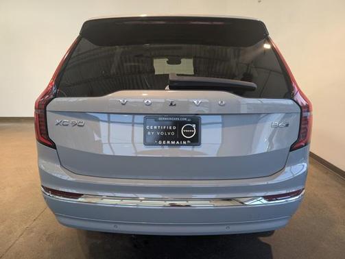 2025 Volvo XC90 B6 Plus 7-Seater