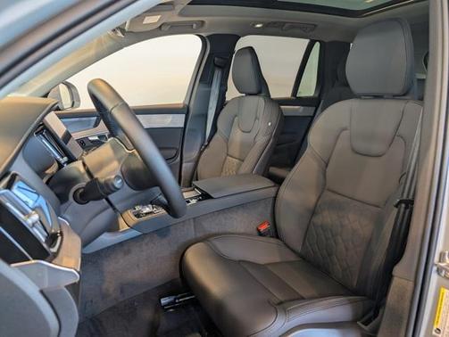 2026 Volvo XC90 Plus, B6 AWD Gas (mild hybrid), Gasoline, Bright, 7 Seats