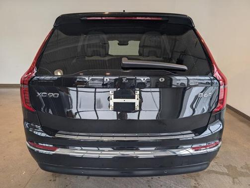 2026 Volvo XC90 Plus, B6 AWD Gas (mild hybrid), Gasoline, Bright, 6 Seats