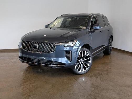 2025 Volvo XC90 Plug-In Hybrid T8 Ultra 7-Seater