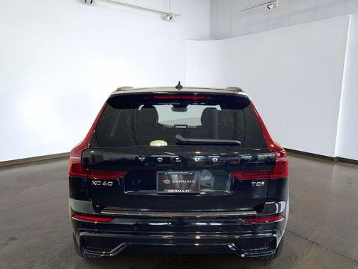Onyx Black Metallic 2026 Volvo XC60 Plug-In Hybrid Ultra, T8 AWD Electric/Gasoline, Dark