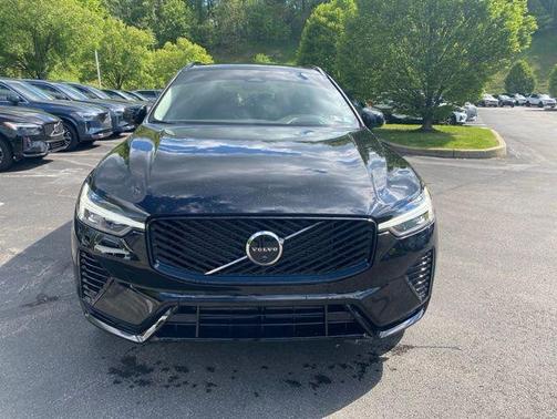 Onyx Black Metallic 2026 Volvo XC60 Plug-In Hybrid Ultra, T8 AWD Electric/Gasoline, Dark