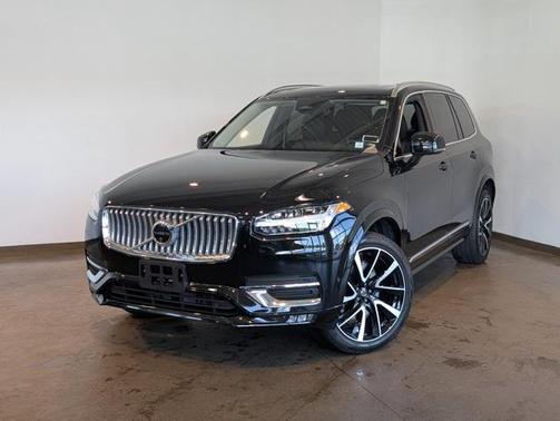 2024 Volvo XC90 B6 Plus Bright Theme 6-Seater