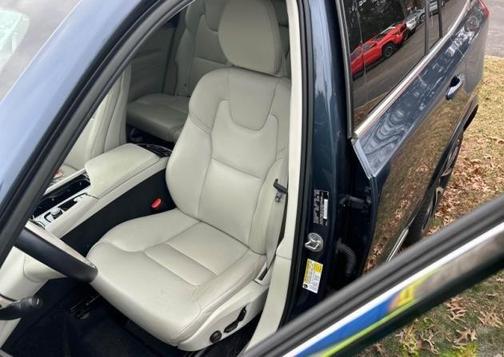 2023 Volvo XC90 B6 Plus 7-Seater