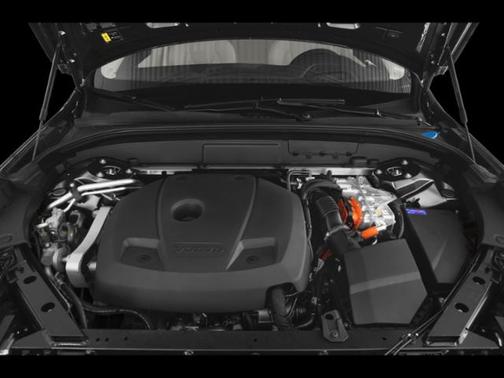 2025 Volvo XC60 Plug-In Hybrid T8 Ultra Black Edition