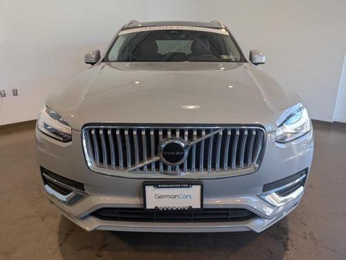 2024 Volvo XC90 B5 Core Bright Theme