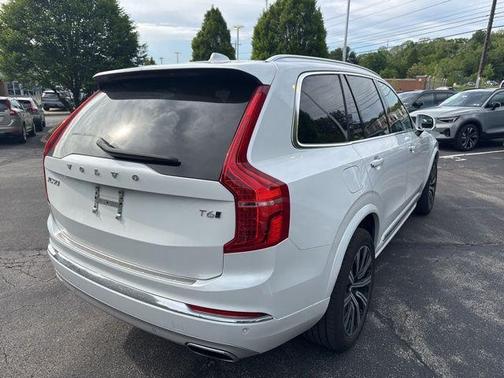 White 2021 Volvo XC90 T6 Inscription