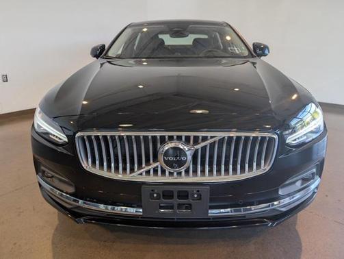 2022 Volvo S90 B6 Inscription