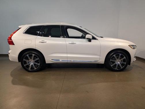 2021 Volvo XC60 T5 Inscription
