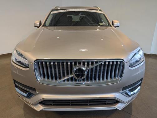 2024 Volvo XC90 Recharge Plug-In Hybrid T8 Plus 6-Seater