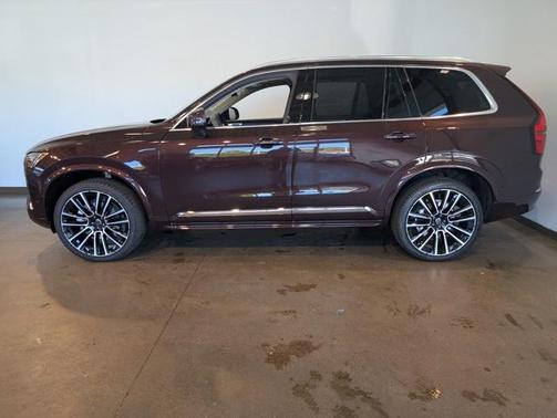 2026 Volvo XC90 B6 Ultra 6-Seater