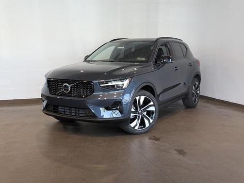 2026 Volvo XC40 B5 Ultra