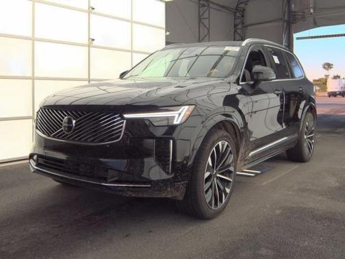 2025 Volvo XC90 B6 Plus 7-Seater
