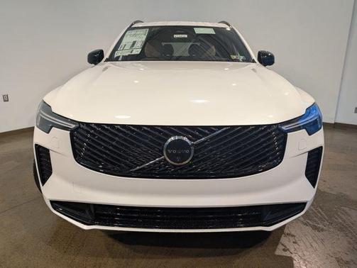 2026 Volvo XC90 B6 Ultra Dark Theme 7-Seater