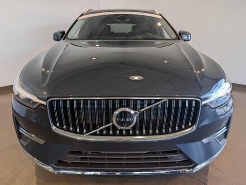 2022 Volvo XC60 B5 Inscription