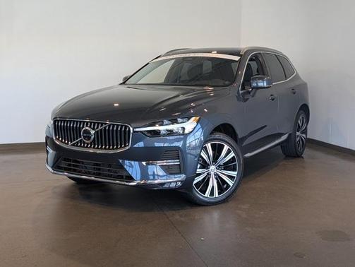 2022 Volvo XC60 B5 Inscription