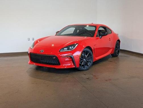 2025 Toyota GR86 Premium