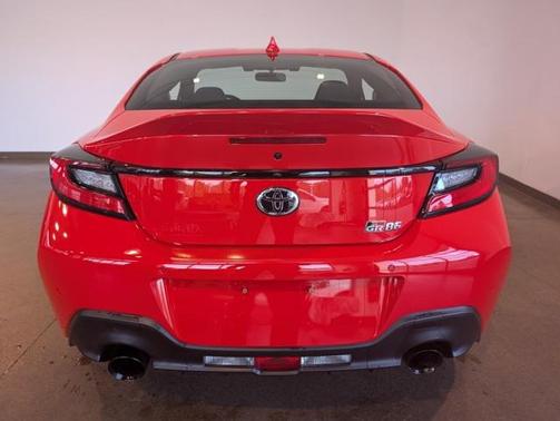 2025 Toyota GR86 Premium