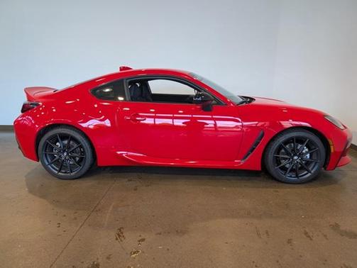 2025 Toyota GR86 Premium