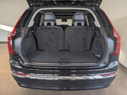 2026 Volvo XC90 B6 Ultra 7-Seater
