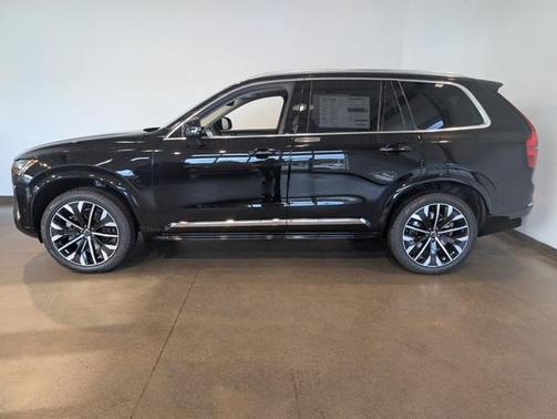 2026 Volvo XC90 B6 Ultra 7-Seater