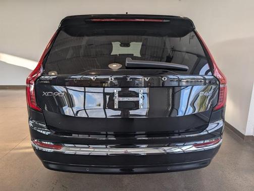 2026 Volvo XC90 B6 Ultra 7-Seater