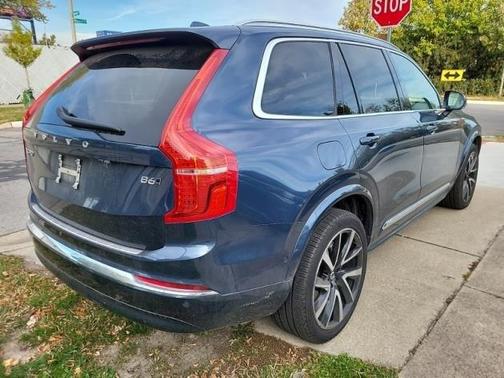2024 Volvo XC90 B6 Plus Bright Theme 6-Seater