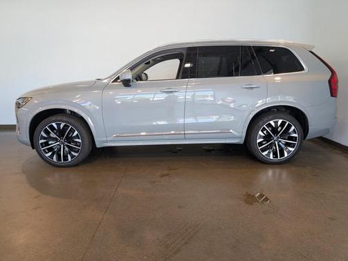 2026 Volvo XC90 B6 Ultra 7-Seater
