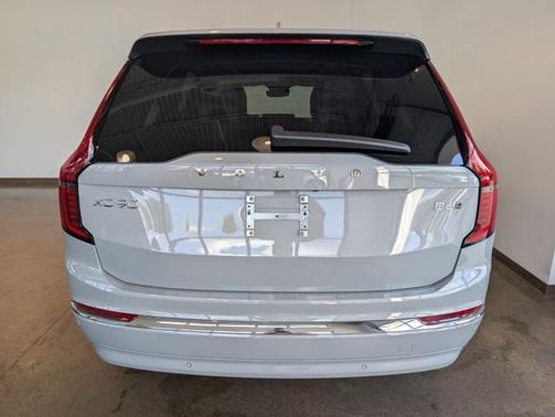 2026 Volvo XC90 B6 Ultra 7-Seater