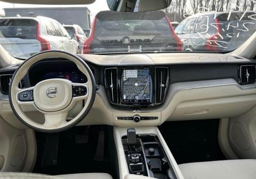 2023 Volvo XC60 Recharge Plug-In Hybrid T8 Plus Dark Theme