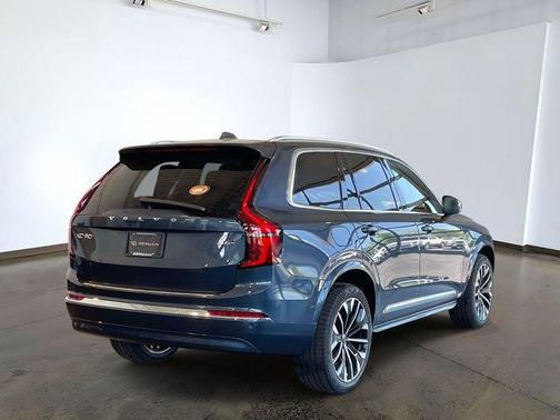 Denim Blue Metallic 2026 Volvo XC90 Plus, B6 AWD Gas (mild hybrid), Gasoline, Bright, 6 Seats